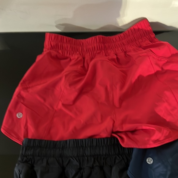 Lululemon Track That High-Rise Lined Short 3" - Picture 2 of 13